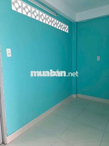 Cho thuê nguyên căn mới Sơn sửa, 5pn 4wc, hẻm xe tải thôg, p6 Gò vấp