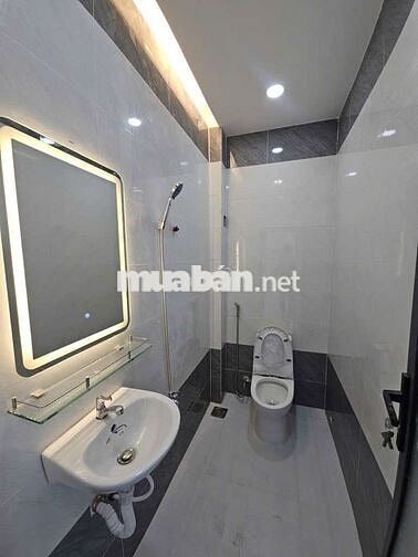 Bình Tân - Bán nhà 2 tầng 40m2 đường Mã Lò 3tỷ8