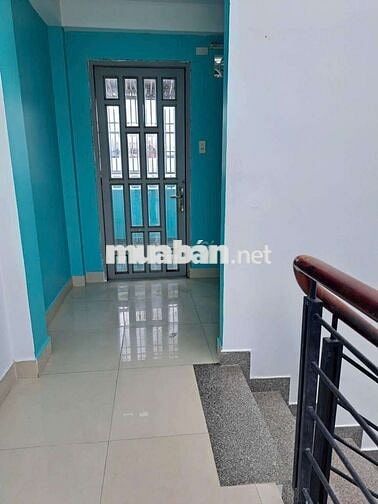 Cho thuê nguyên căn mới Sơn sửa, 5pn 4wc, hẻm xe tải thôg, p6 Gò vấp