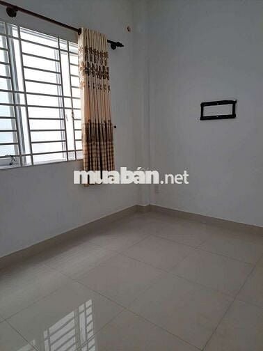 Cho thuê nguyên căn mới Sơn sửa, 5pn 4wc, hẻm xe tải thôg, p6 Gò vấp