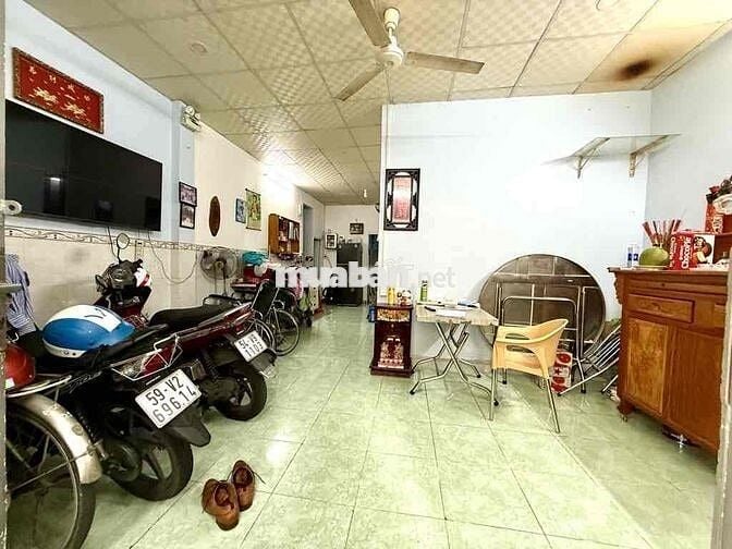 Giảm thêm 300tr chủ cần Bán nhà 79m2 ngay DH công nghiệp tiện xây chdv