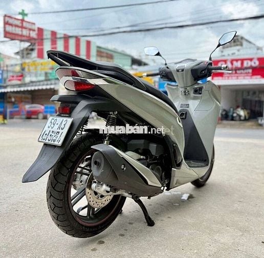 Cần bán SH350i  - chạy được 879km