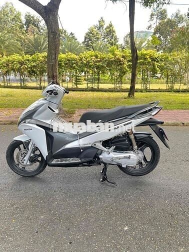 Cần bán AirBlede Fi trắng zin đẹp