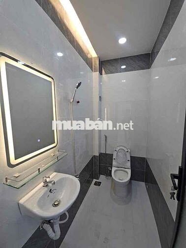 BÁN NHÀ BÌNH TÂN CĂN GÓC HẺM 5m - 40m2 - giá nhỉnh 3tỷ