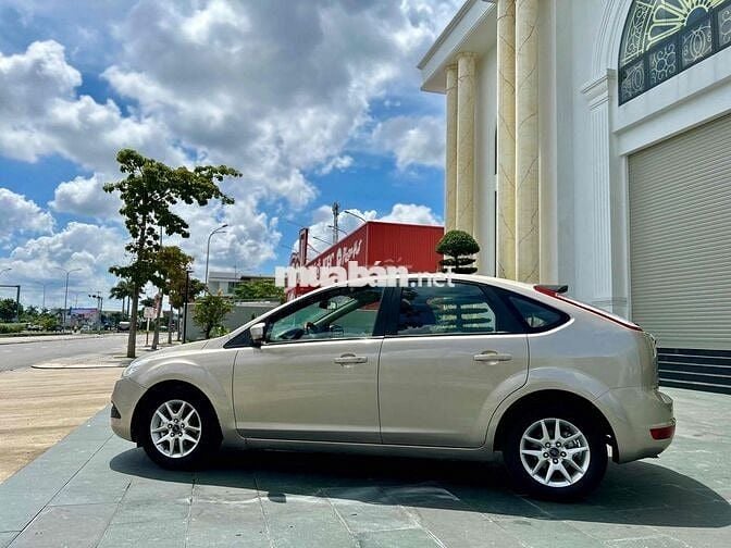 Ford Focus 2010 1 chủ từ mới