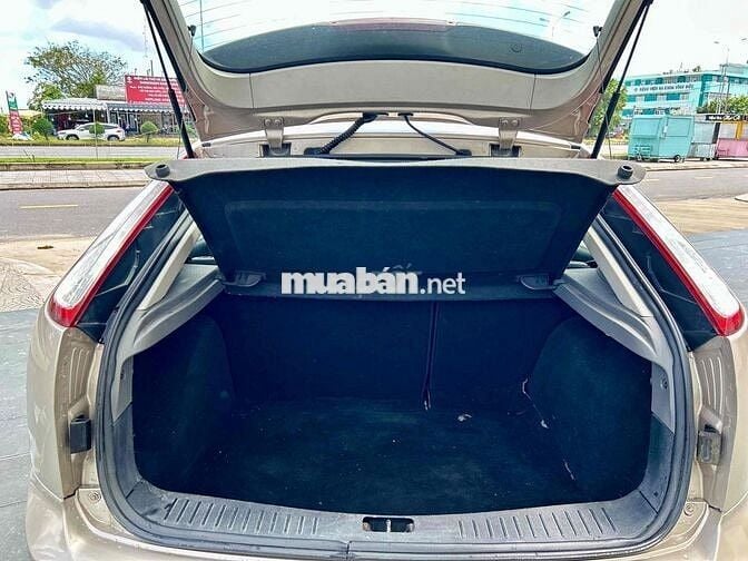 Ford Focus 2010 1 chủ từ mới