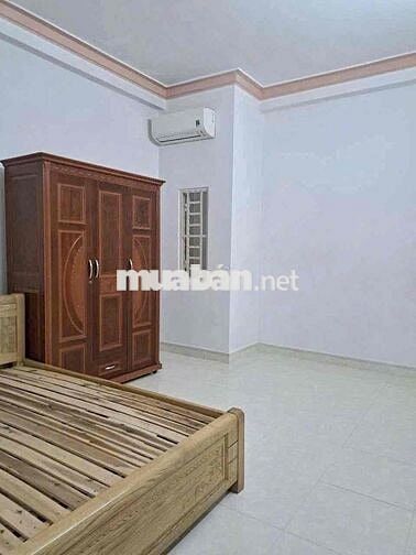 Cho thuê nhà gần chợ Tam Hà,p.Linh Đông 3 tầng hẻm xe hơi giá 11tr