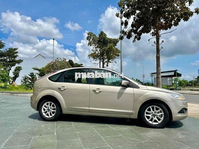 Ford Focus 2010 1 chủ từ mới
