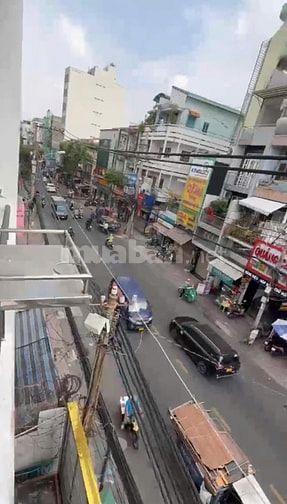 Cần bán nhà số 11 Lê Quang Định P.Bình Thạnh, TP HCM