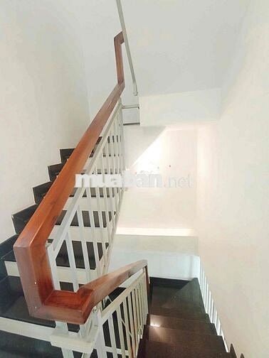 CĂN GÓC-HXH-3 TẦNG- MINH PHỤNG-Ở NGAY