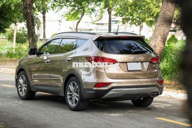 Hyundai Santa Fe 2017 2.4L 4WD - 80000 km