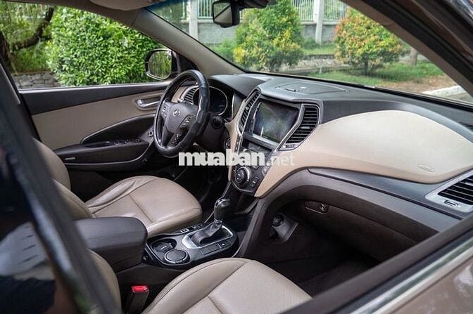 Hyundai Santa Fe 2017 2.4L 4WD - 80000 km