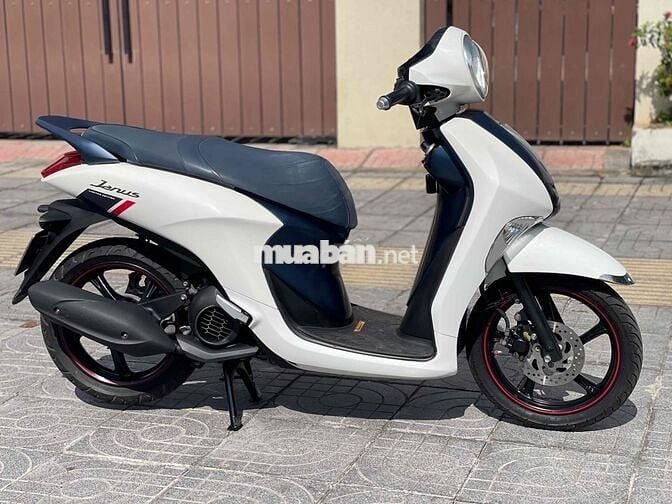 Bán xe Yamaha Janus 2018 Smarkey màu trắng xe zin