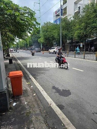NHÀ 4 TẦNG ĐẸP — MINH PHỤNG-PHƯỜNG 10 Q11  (3,3m x 12m)