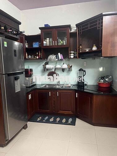 Cho thuê nhà 2 pn đầy đủ nội thất phù hợp với hộ gia đình