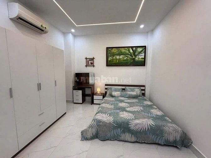 Tài chính dưới 4 Tỷ, Nhà Nguyễn Xí 72m2, 2 lầu, 4 PN. Ngay CC Thủy Lợi