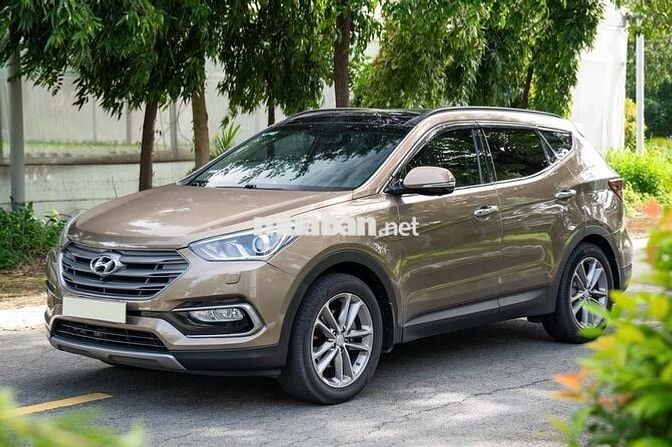 Hyundai Santa Fe 2017 2.4L 4WD - 80000 km