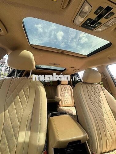 Kia Sedona 2017 2.2L DAT - 90000 km