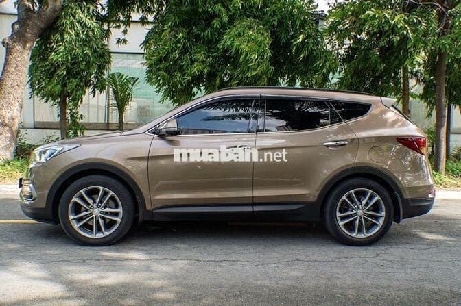 Hyundai Santa Fe 2017 2.4L 4WD - 80000 km
