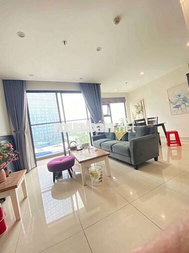 Bán căn 2PN full nội thất cao cấp, Đông Nam,Sổ sẵn Vinhomes Gia Lâm