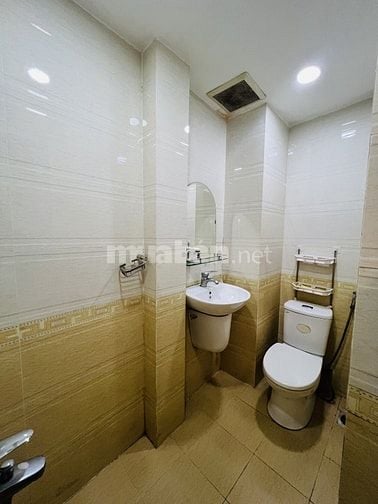 NHÀ MỚI ĐẸP- PHAN XÍCH LONG 2PN, 3WC, 14TR
