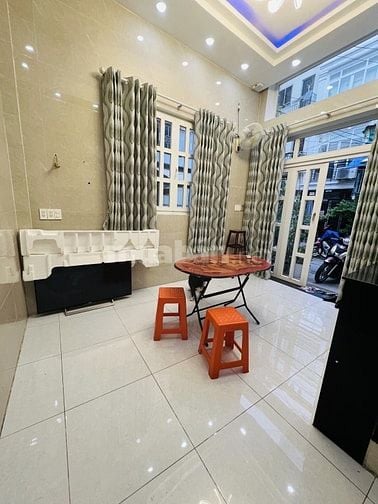 NHÀ MỚI ĐẸP- PHAN XÍCH LONG 2PN, 3WC, 14TR