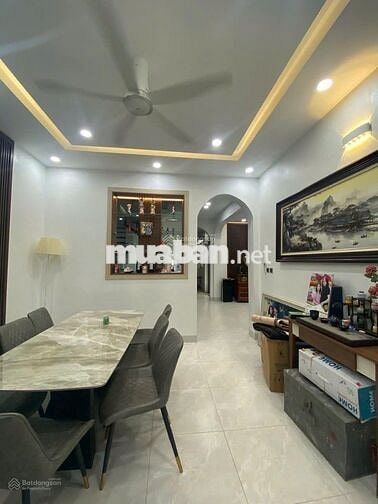 🏡 CHO THUÊ NHÀ MT LAM SƠN_10x20m_TRỆT 3 LẦU, PHÒNG RỘNG, MỚI ĐẸP.