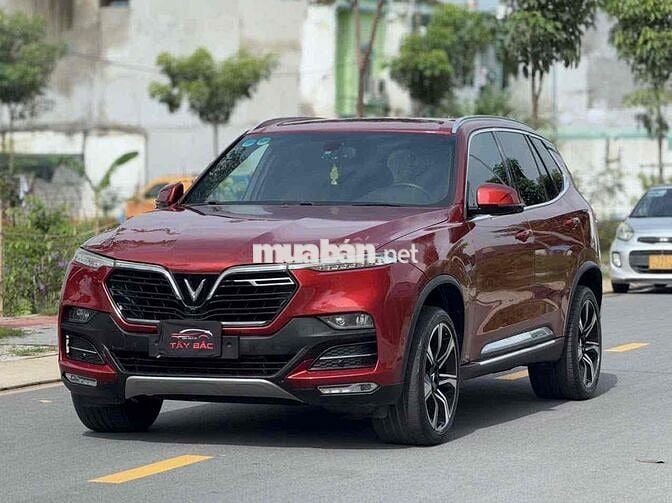 VinFast Lux SA2.0 2019 Premium 2.0 AT - 70000 km