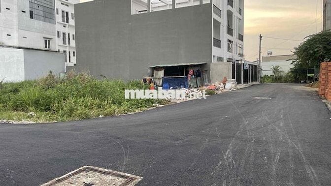 ĐẤT 2 mặt tiền hẻm 140 vườn lài