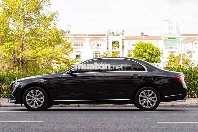 E200 - 2017 đẳng cấp doanh nhất giá rẻ siêu đẹp
