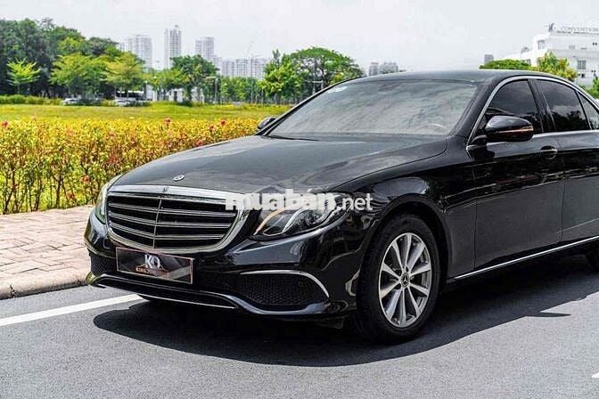 E200 Model 2019 màu đen nt nâu siêu đẹp giá tốt