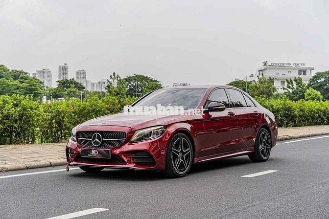 C300_AMG model 2020 màu đỏ cá nhân đẹp xuất sắc