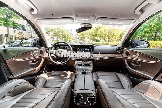 E200 Model 2019 màu đen nt nâu siêu đẹp giá tốt