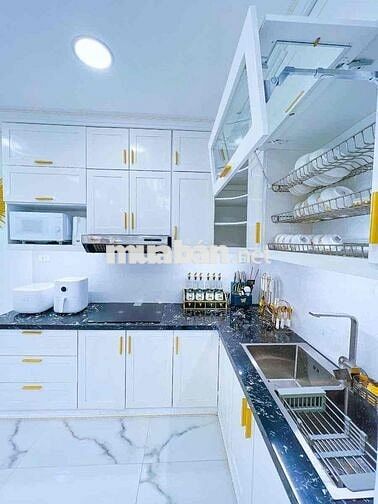 Chung Cư VNT Tower 19 Nguyễn Trãi 100m2 - Tầng 9 - Giá 9,8 tỷ