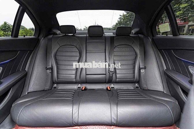 C300_AMG model 2020 màu đỏ cá nhân đẹp xuất sắc