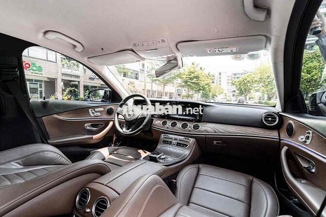 E200 Model 2019 màu đen nt nâu siêu đẹp giá tốt