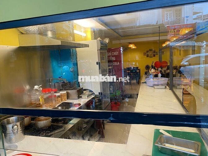 Mặt bằng kinh doanh siêu đẹp ngay ngã tư Lê Quang Định - Nơ Trang Long