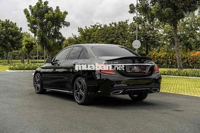 C300_AMG model 2020 màu đen siêu ngầu siêu đẹp