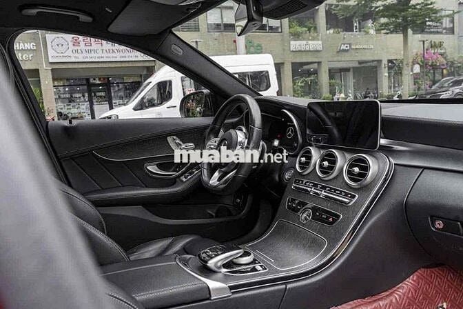C300_AMG model 2020 màu đỏ cá nhân đẹp xuất sắc