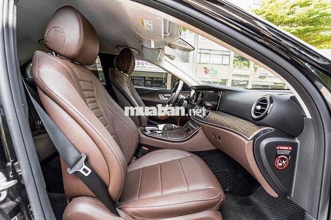 E200 Model 2019 màu đen nt nâu siêu đẹp giá tốt