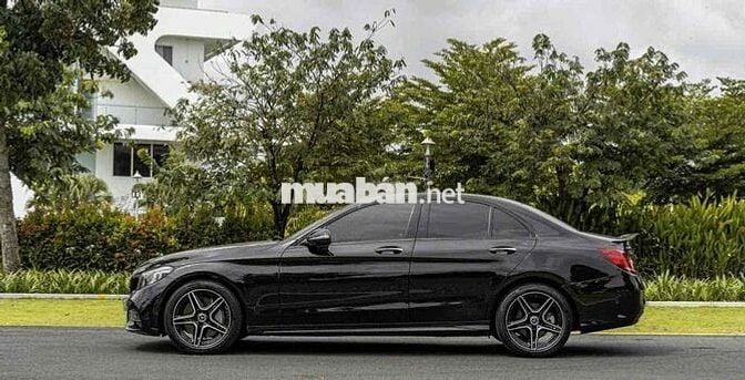C300_AMG model 2020 màu đen siêu ngầu siêu đẹp