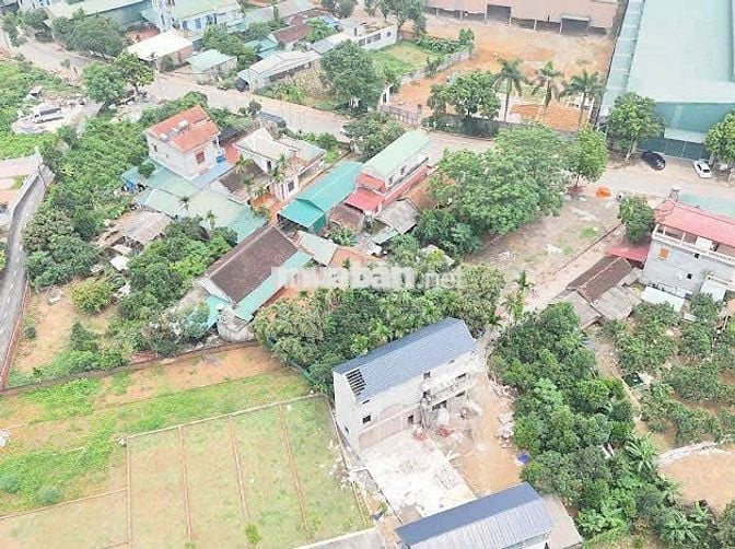 Bán Đất nền thổ cư Họa Lạc cách Đại Lộ Thăng Long (Ga Metro) 300m