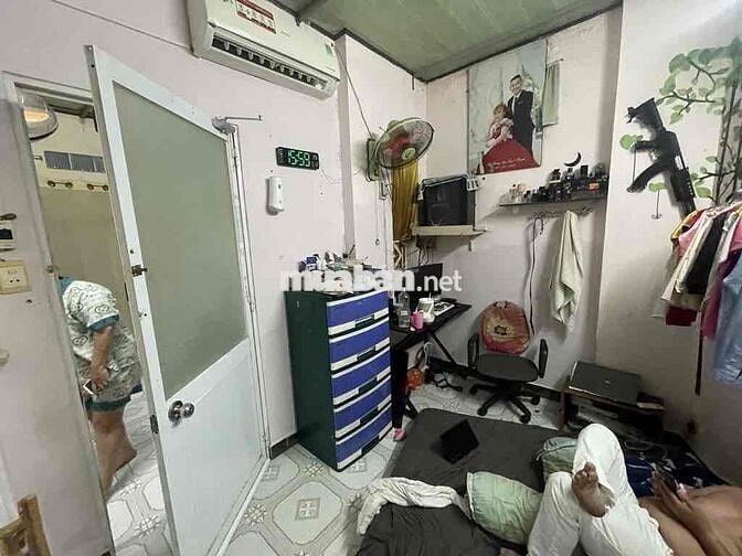 Yên Tĩnh Ở Khu An Ninh | Gần Chợ Cây Quéo - Chợ Bà Chiểu ~40m² | 2 tần
