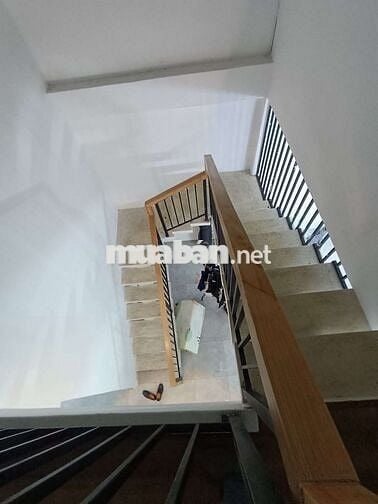 Cho thuê nhà 66m2 nở hậu ngang 4.2m hẻm xe hơi đường Nguyễn Văn Khối