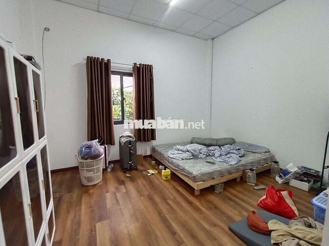 Cho thuê nhà 66m2 nở hậu ngang 4.2m hẻm xe hơi đường Nguyễn Văn Khối