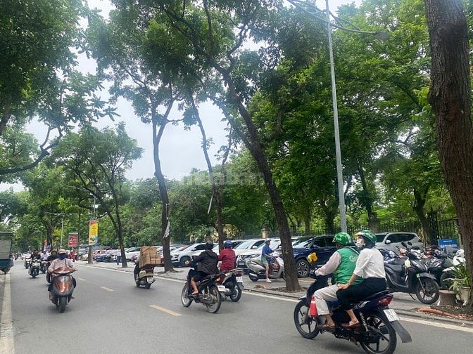 Mặt phố Nguyễn Đình Chiểu - Thi Sách 120m2 mặt tiền 6m 55tr riêng biệt