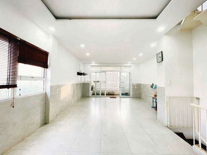 Cho thuê nhà đẹp full nôi thất tx 25 q12 4p ngủ 5wc giá 13tr