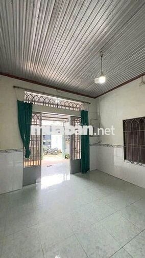 Chủ Bảy Gửi Bán Căn Nhà 1 triệt 1 gác  ở  Hóc Môn – Giá 870tr– SHR