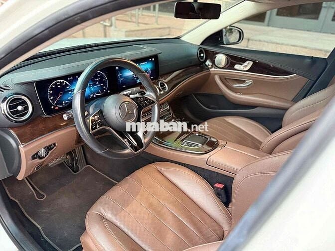 Mercedes Benz E200 Exclusive 2022 bản V1