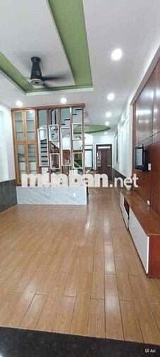Cho thuê nhà 2 lầu có: 3pn nằm gần TTYT Dĩ An - Dĩ An - TP. HCM